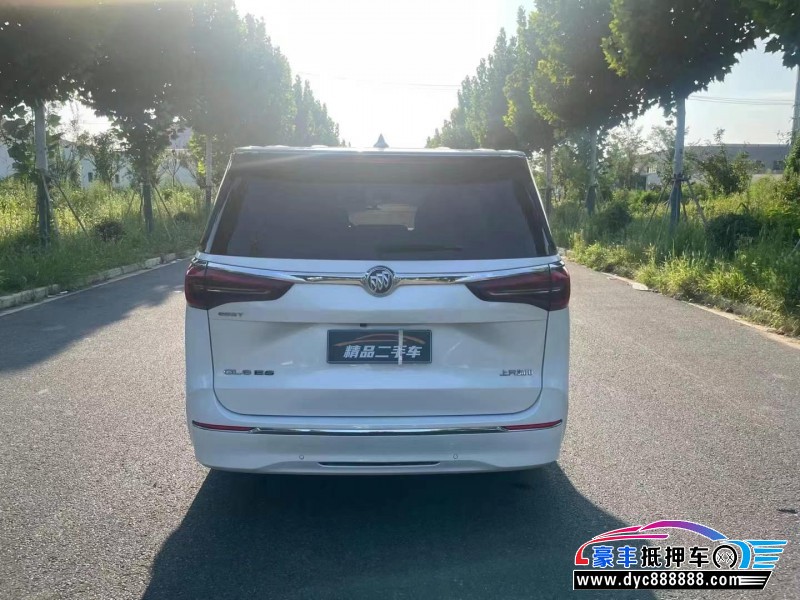 20年别克GL8轿车抵押车出售