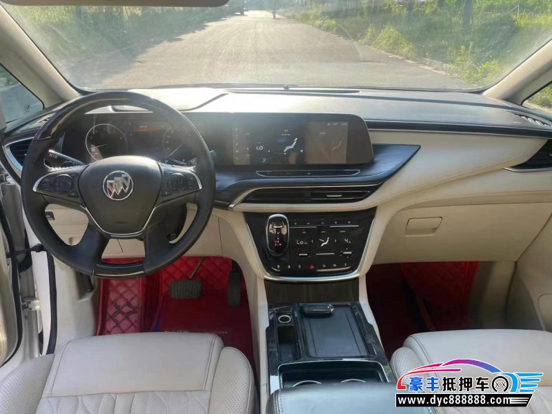 20年别克GL8轿车抵押车出售