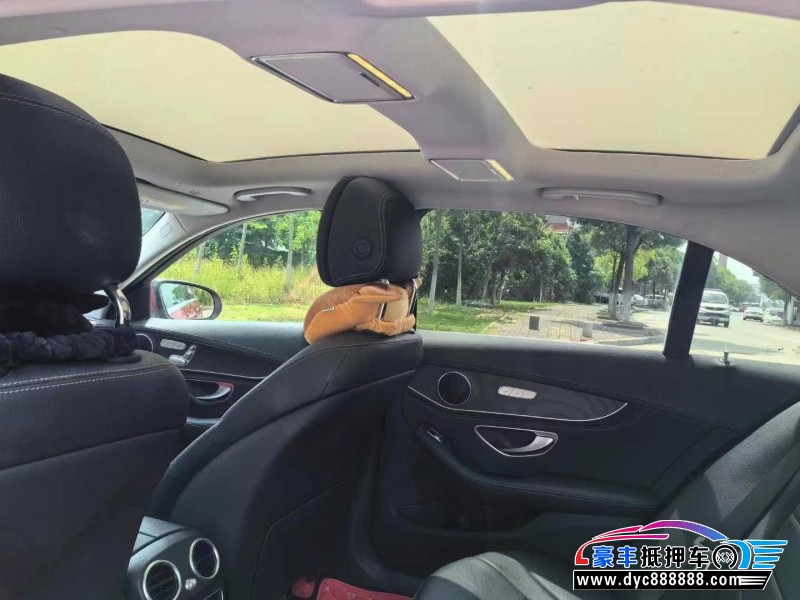 20年奔驰C轿车抵押车出售