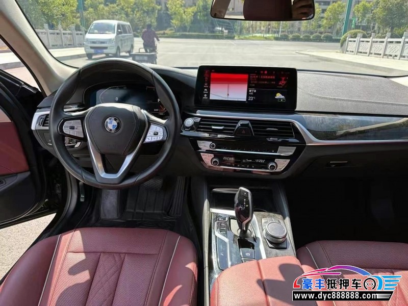 21年宝马5系轿车抵押车出售