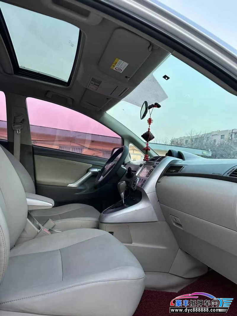 13年丰田逸致轿车抵押车出售