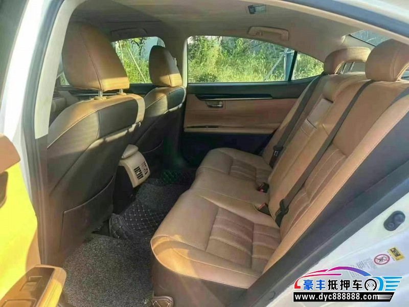 15年雷克萨斯ES轿车抵押车出售