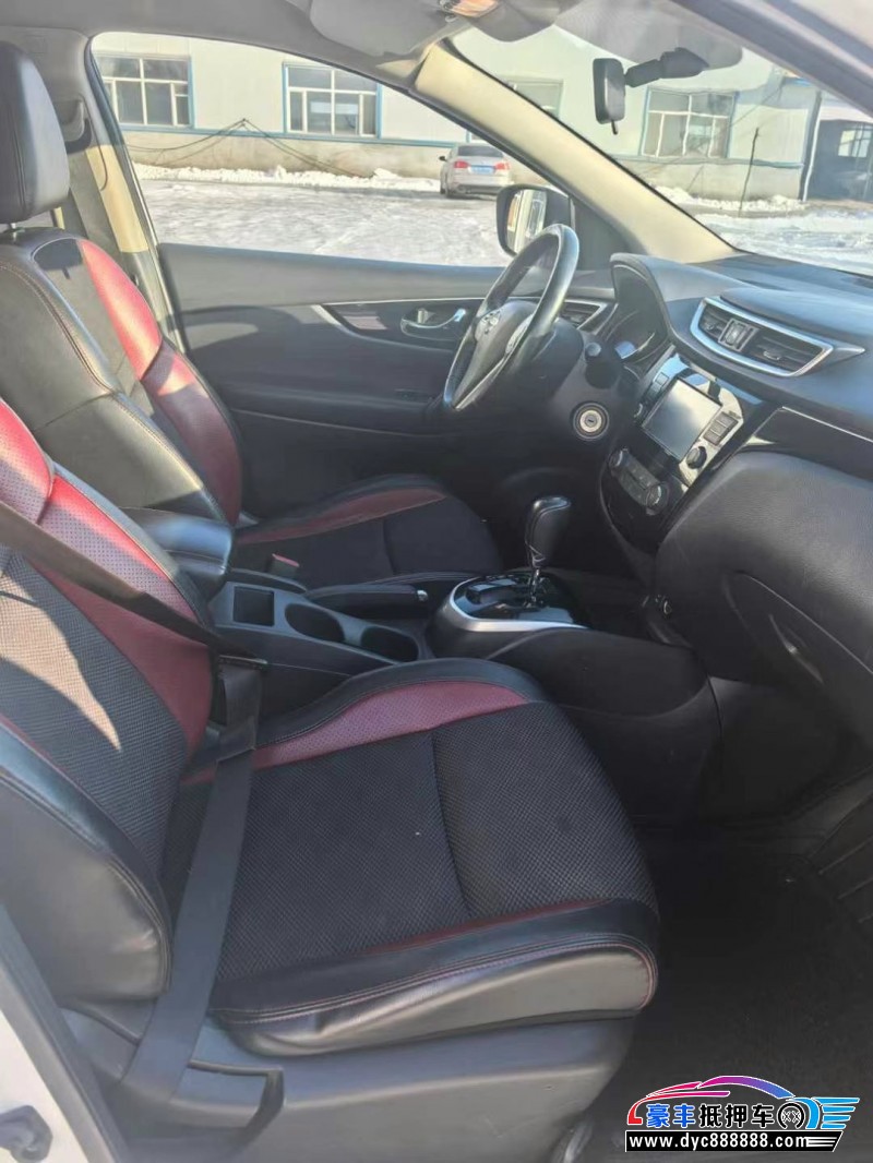 18年日产逍客轿车抵押车出售