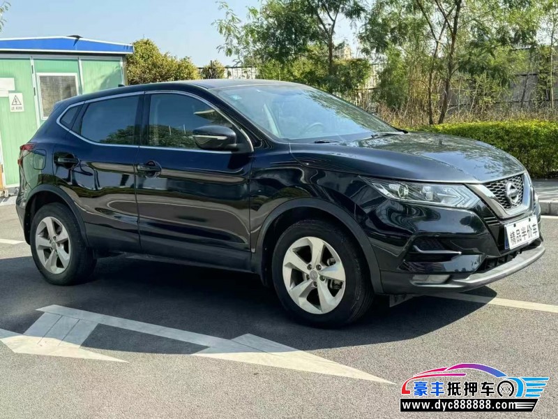 20年日产逍客轿车抵押车出售