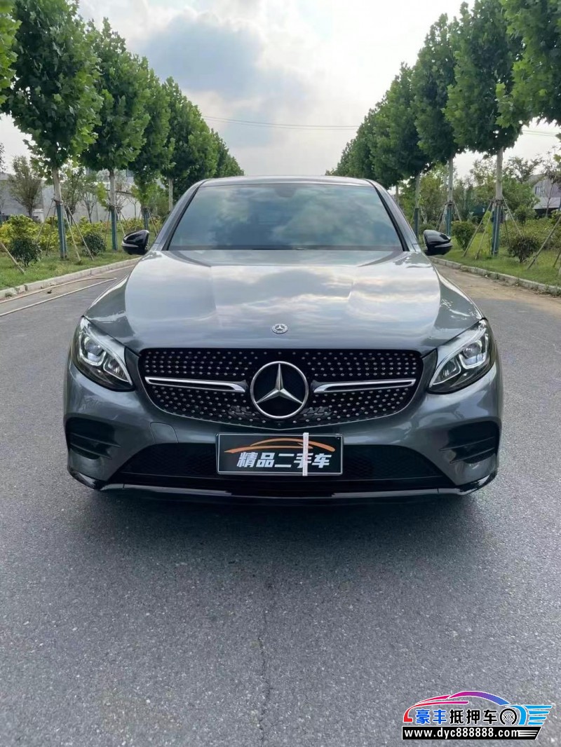 19年奔驰GLC轿车抵押车出售