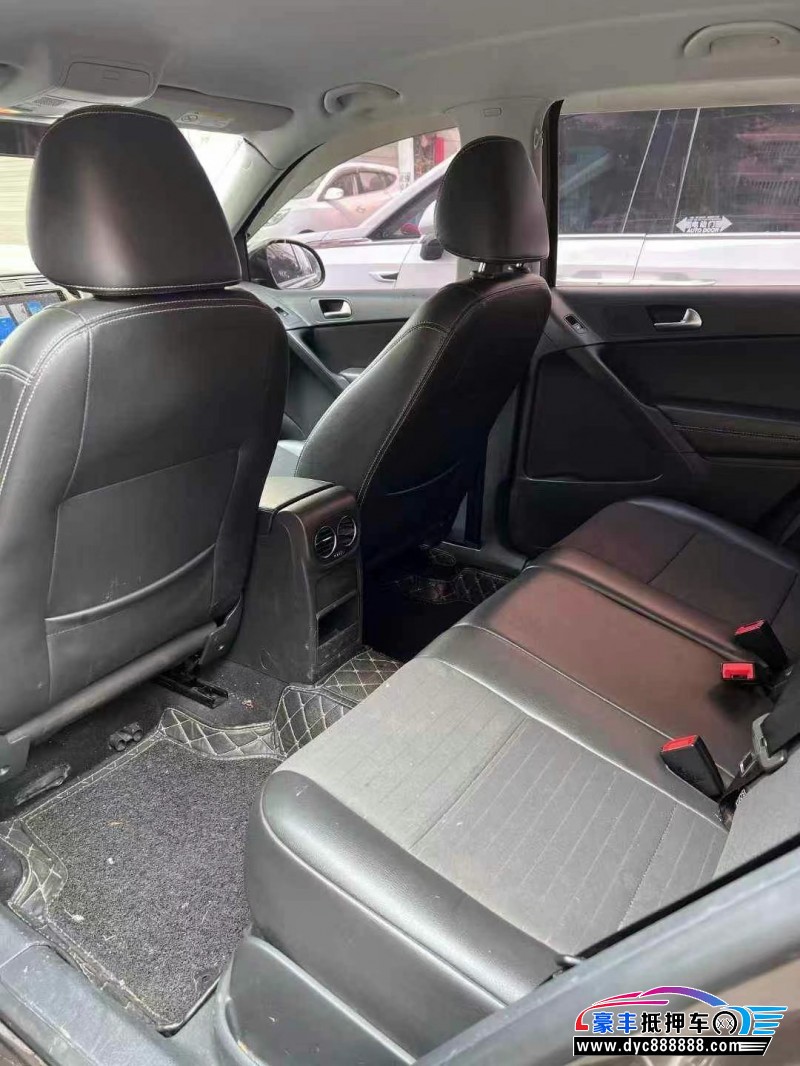 18年大众途观轿车抵押车出售