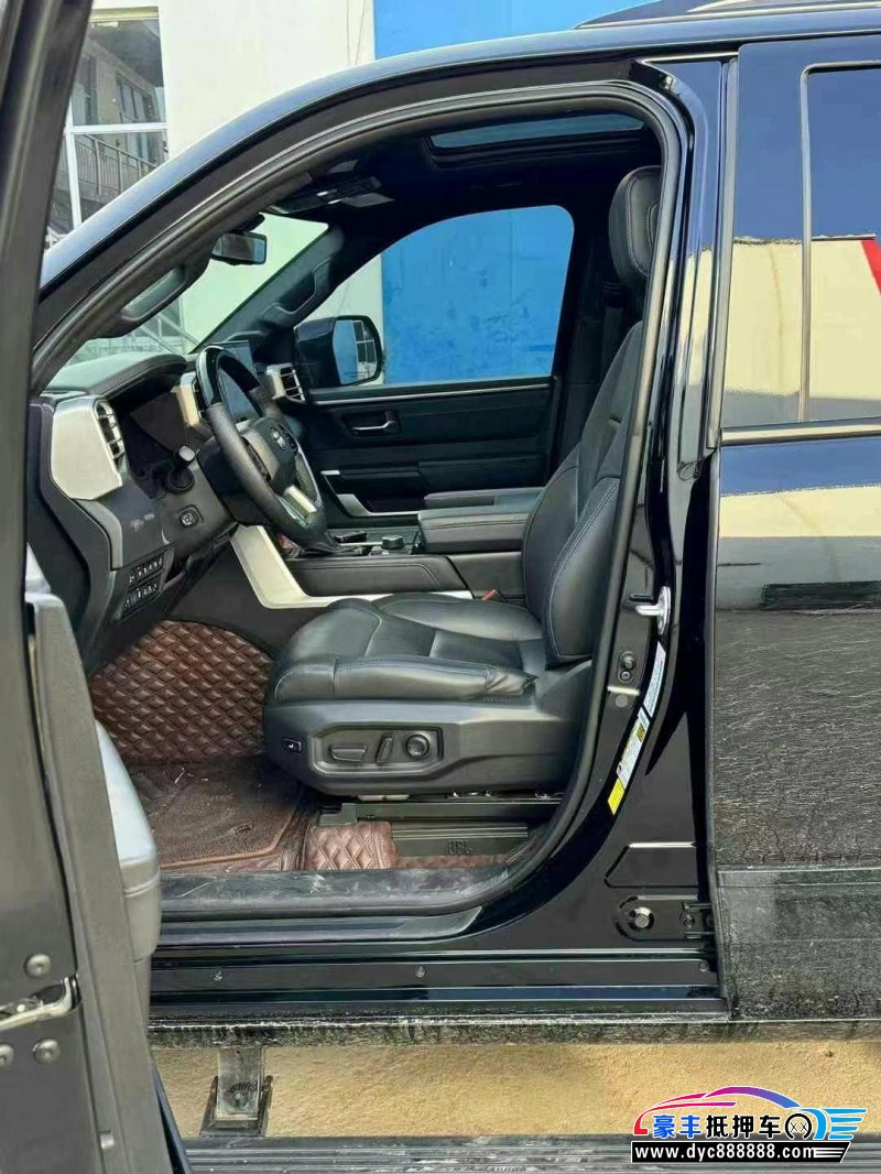 23年丰田红杉轿车抵押车出售