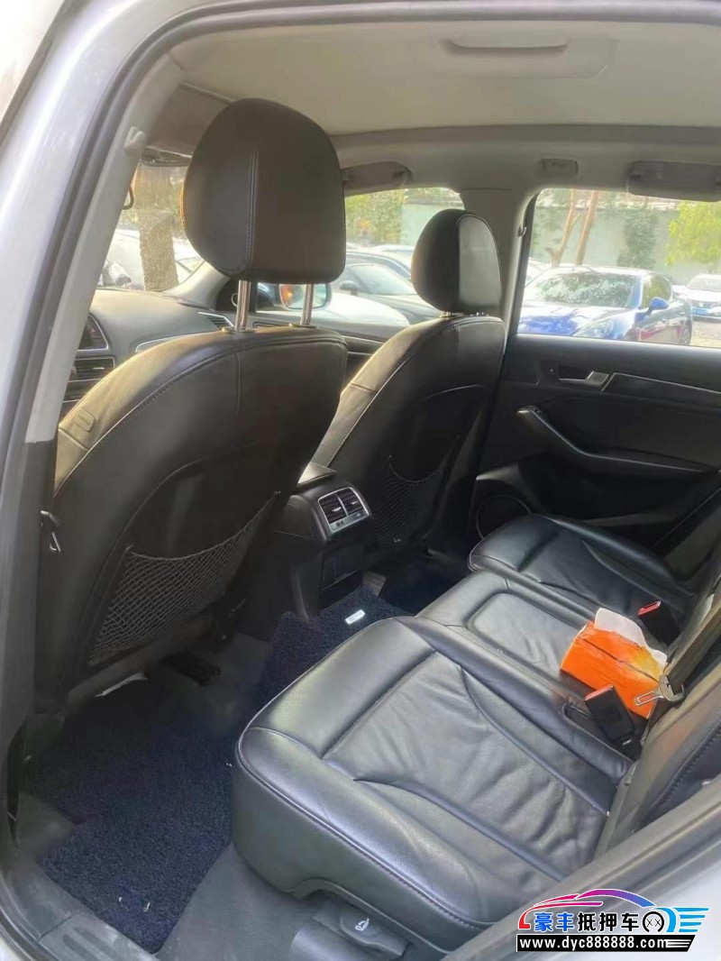 13年奥迪Q5SUV抵押车出售