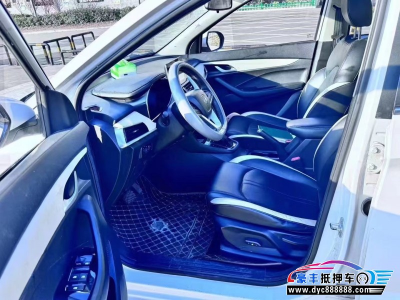 19年宝骏宝骏360轿车抵押车出售