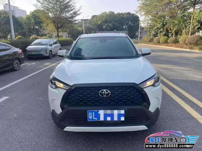 22年丰田锐放轿车抵押车出售