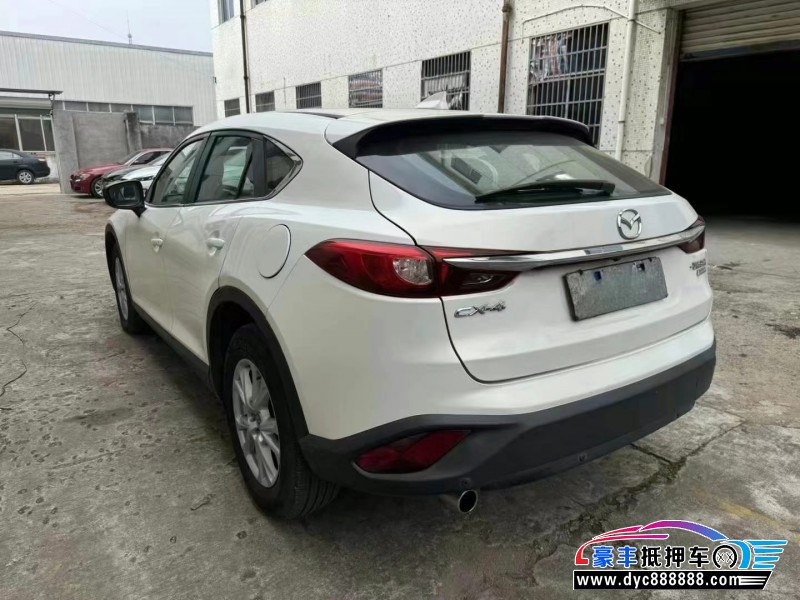 18年马自达CX-4轿车抵押车出售