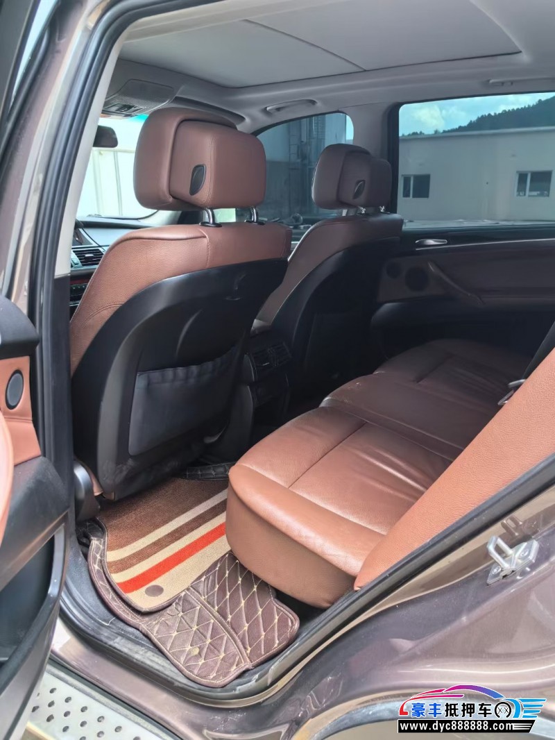 12年宝马X3轿车抵押车出售