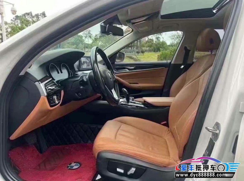 17年宝马5系轿车抵押车出售