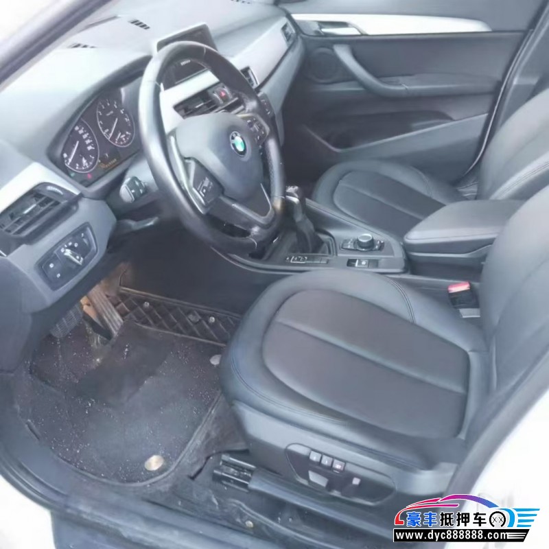 17年宝马X1轿车抵押车出售