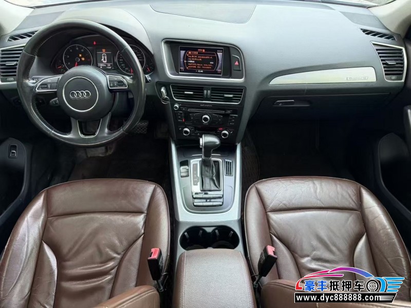 15年奥迪Q5轿车抵押车出售