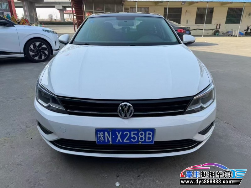 17年大众凌渡轿车抵押车出售