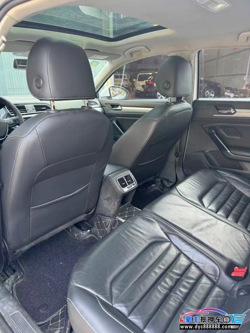 17年大众凌渡轿车抵押车出售