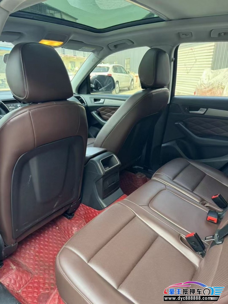 16年奥迪Q5轿车抵押车出售