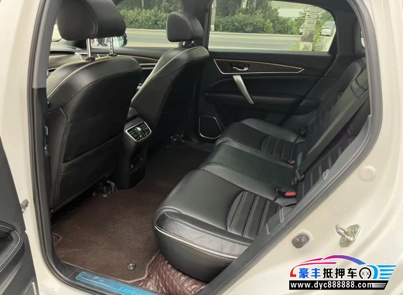 19年本田UR-V轿车抵押车出售