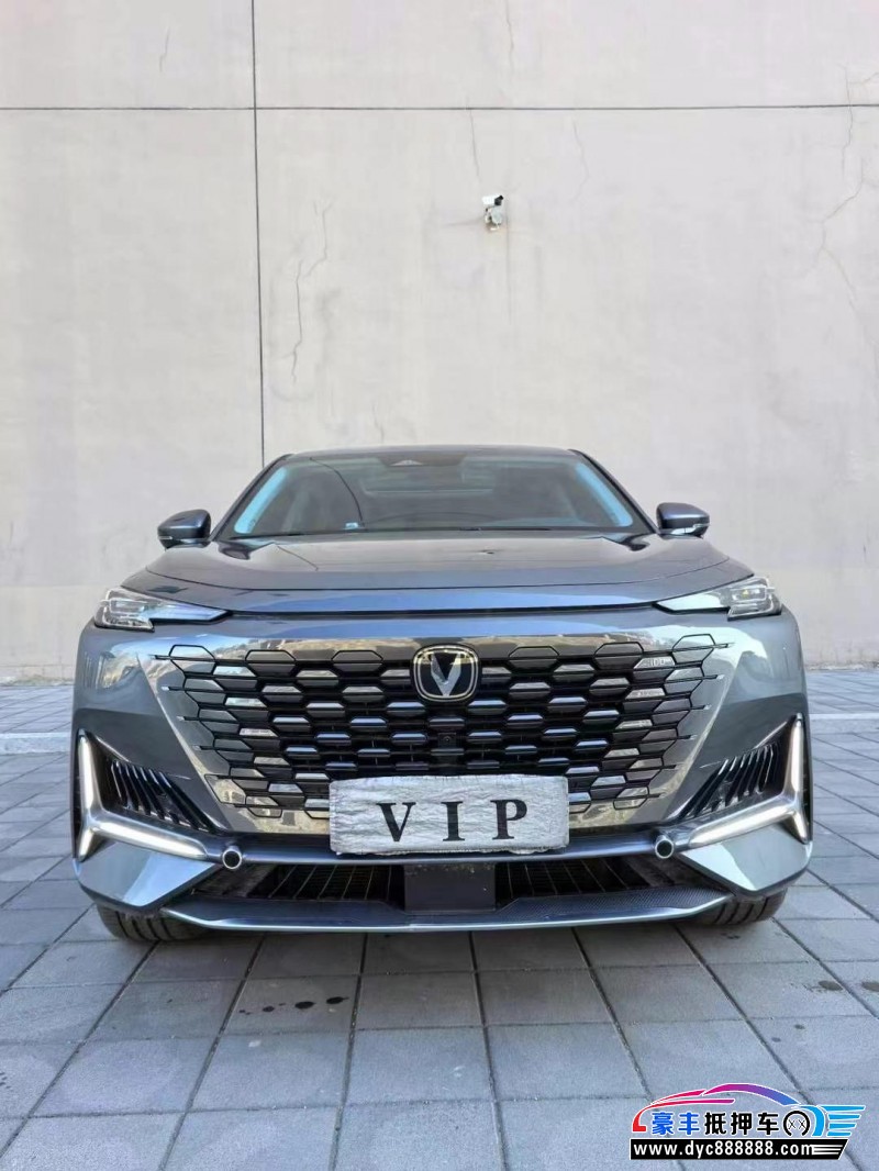 24年长安长安UNI轿车抵押车出售