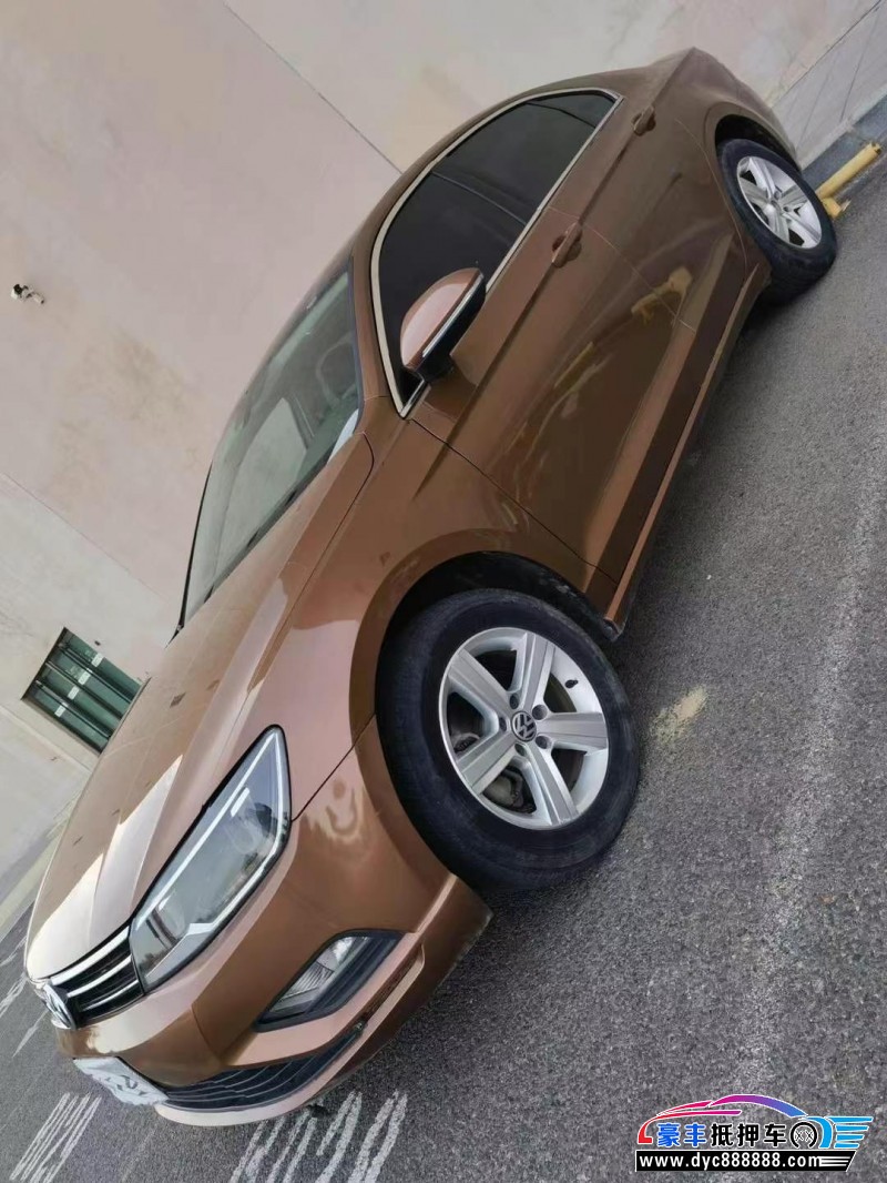 16年大众凌渡轿车抵押车出售
