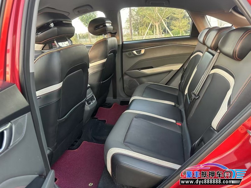 20年宝骏RC6轿车抵押车出售