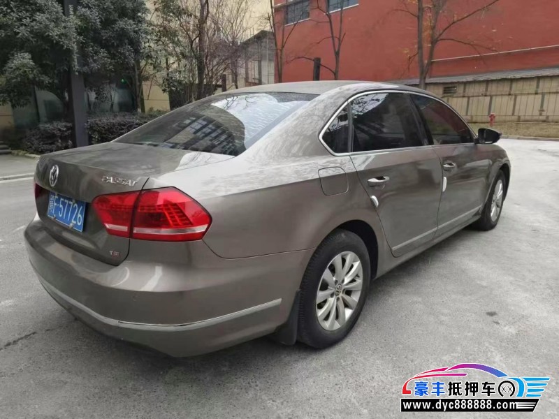 15年大众帕萨特轿车抵押车出售