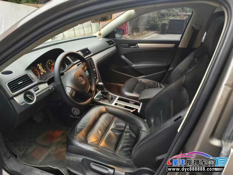 15年大众帕萨特轿车抵押车出售