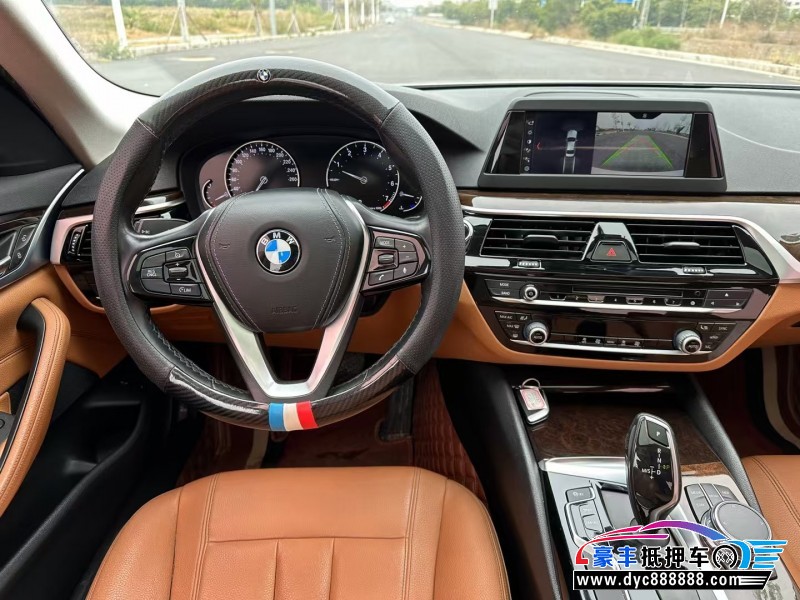 17年宝马5系轿车抵押车出售