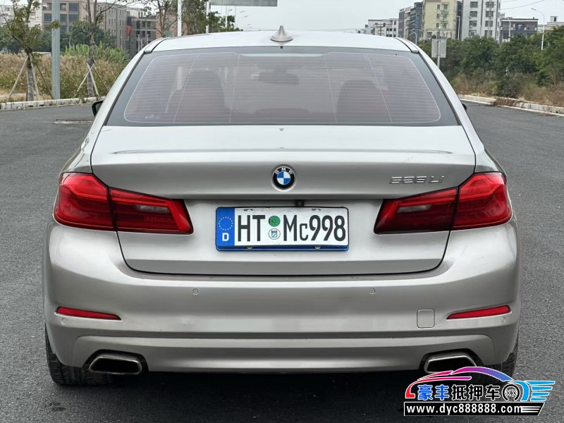 17年宝马5系轿车抵押车出售