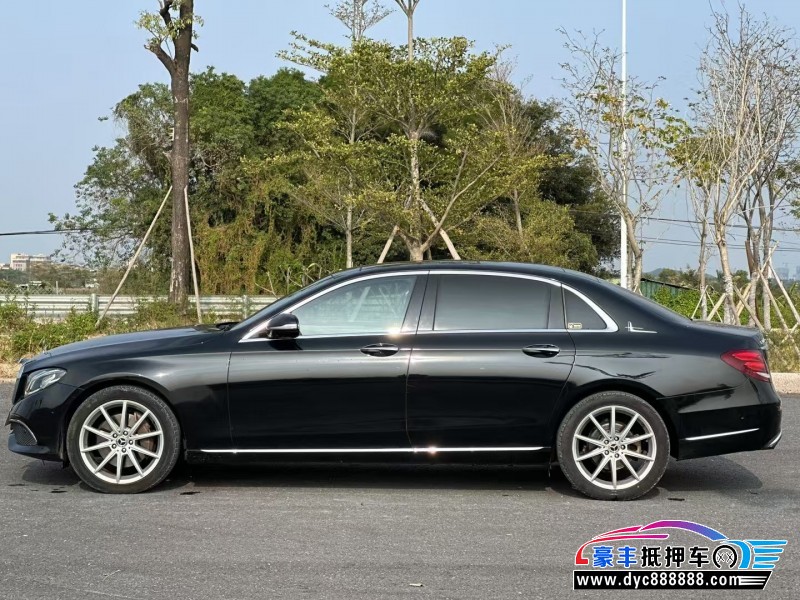 16年奔驰E轿车抵押车出售