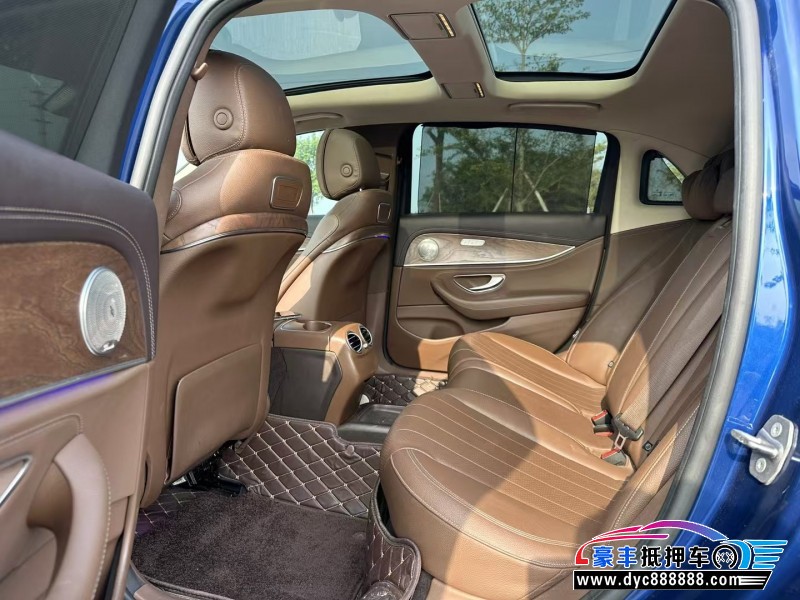 16年奔驰E轿车抵押车出售