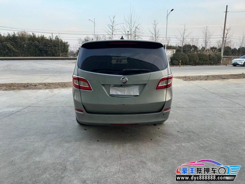 11年别克GL8MPV抵押车出售