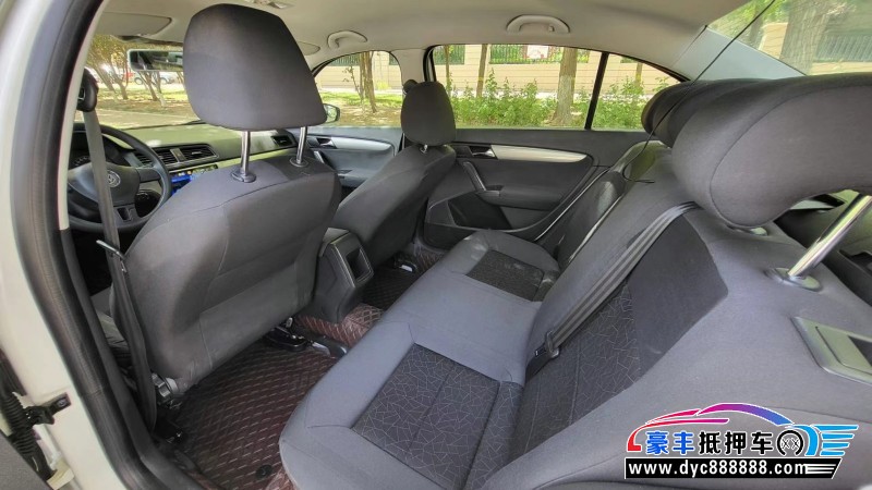 18年大众朗逸轿车抵押车出售