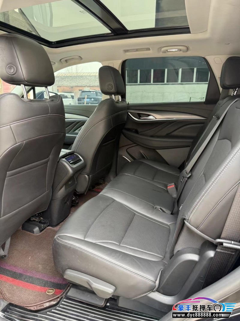 21年别克昂科旗轿车抵押车出售