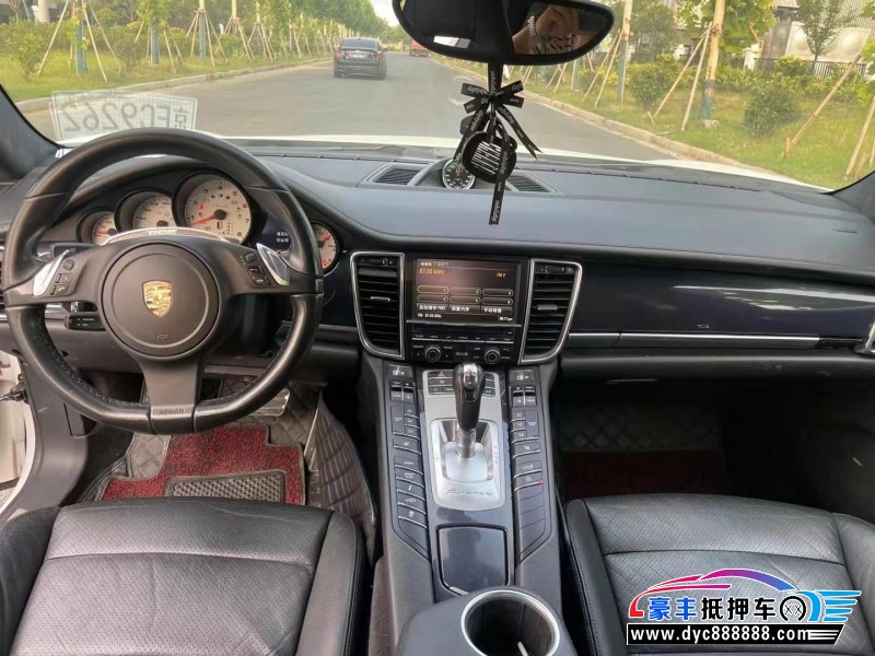 12年保时捷帕纳梅拉轿车抵押车出售
