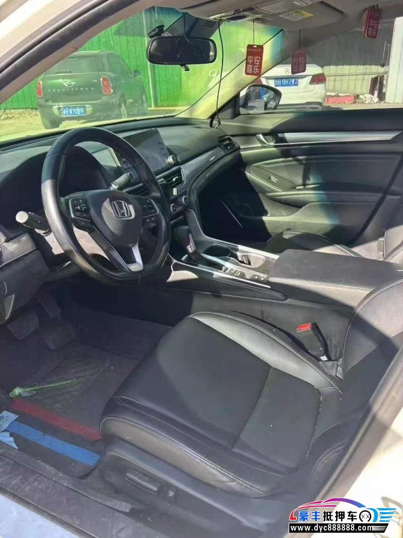 21年本田雅阁轿车抵押车出售