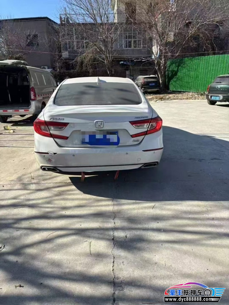 21年本田雅阁轿车抵押车出售