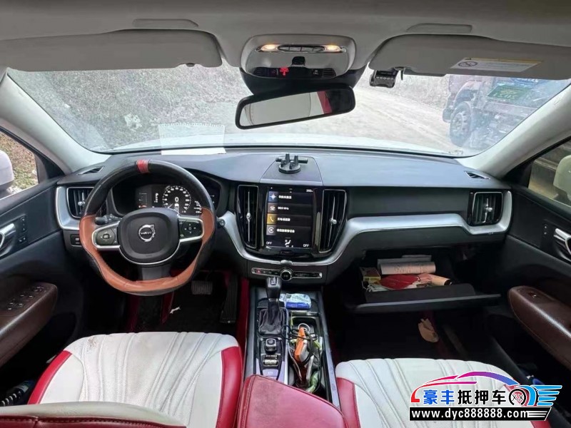 19年沃尔沃XC60SUV抵押车出售