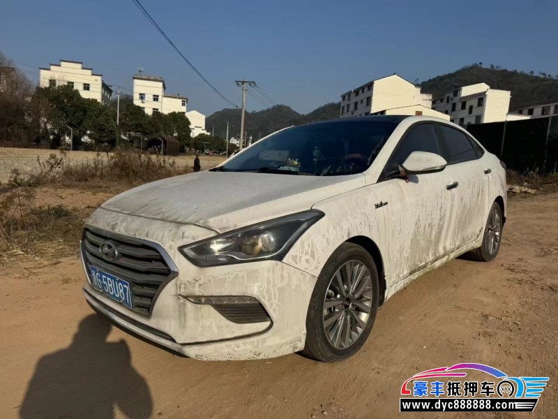 18年现代名图轿车抵押车出售