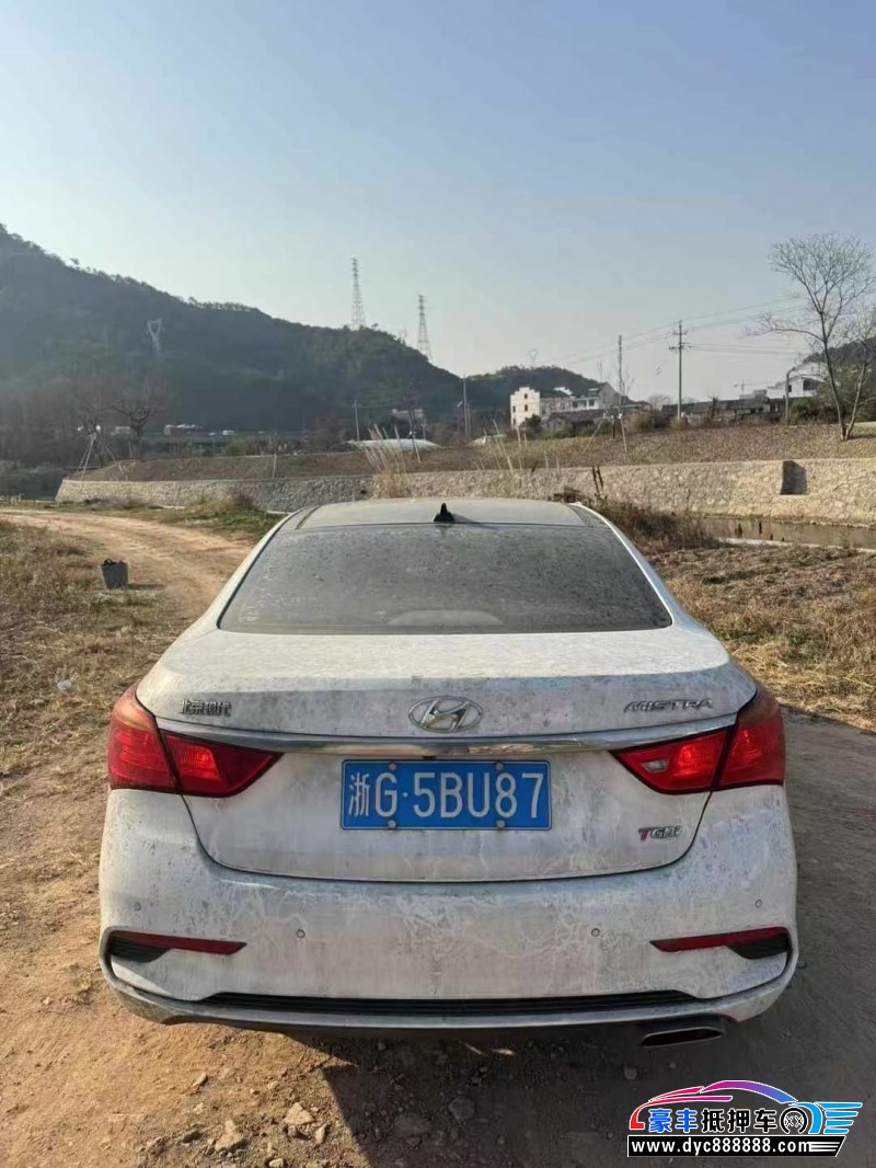 18年现代名图轿车抵押车出售