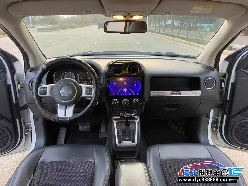 16年Jeep指南者(进口)轿车抵押车出售