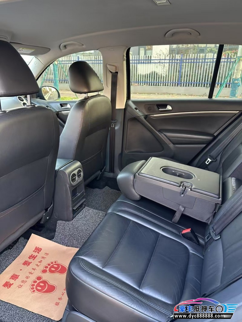 15年大众途观轿车抵押车出售