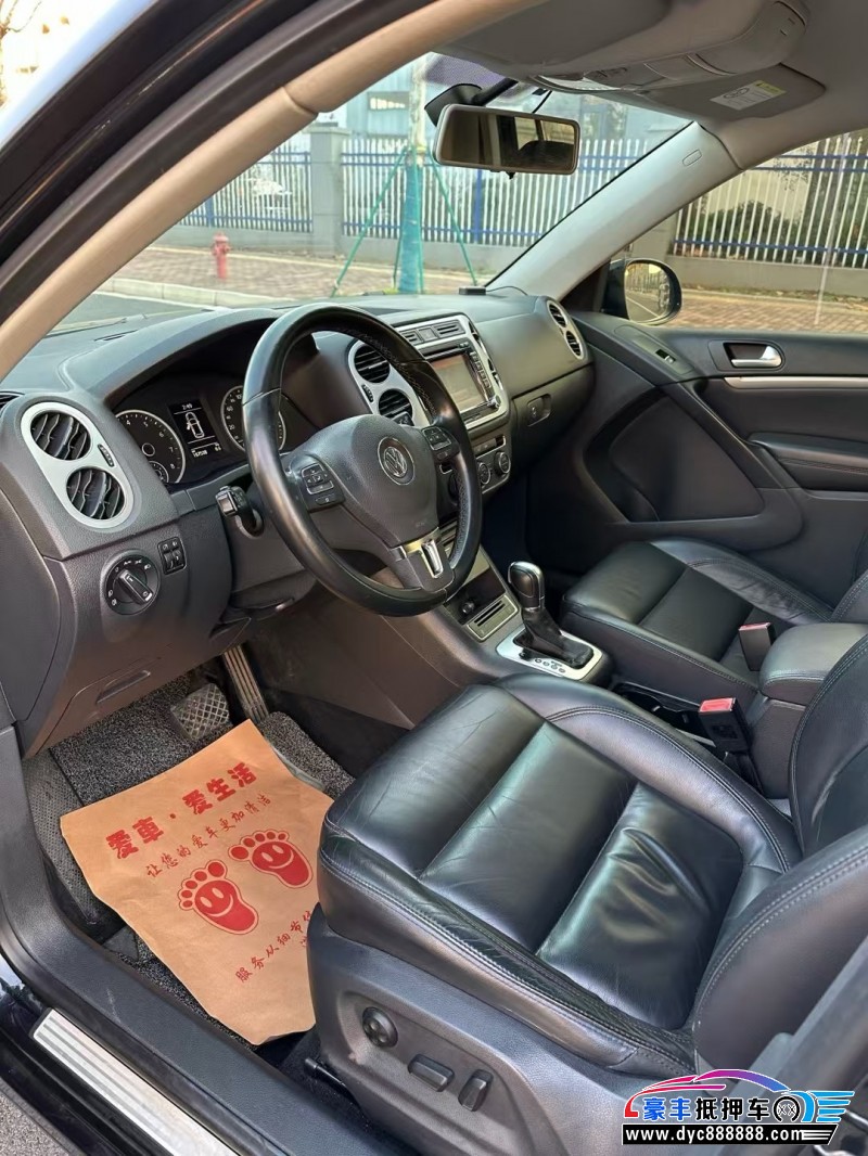 15年大众途观轿车抵押车出售