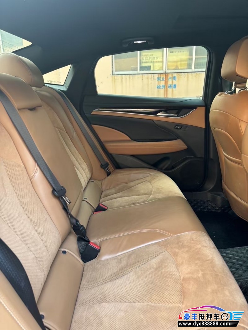 19年别克君越轿车抵押车出售