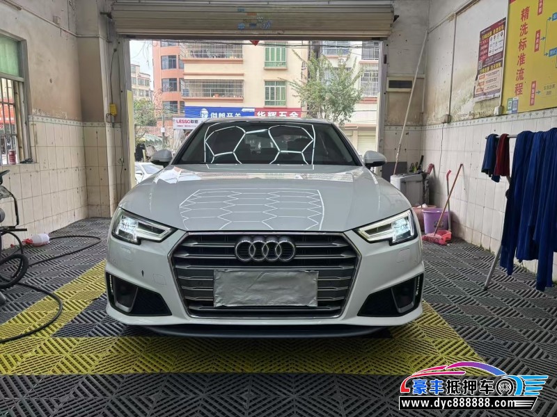 20年奥迪A4L轿车抵押车出售
