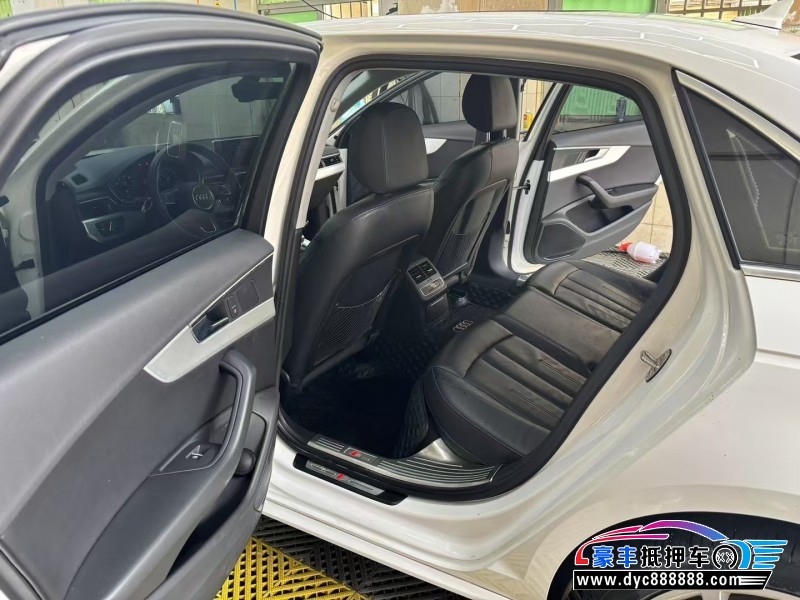 20年奥迪A4L轿车抵押车出售