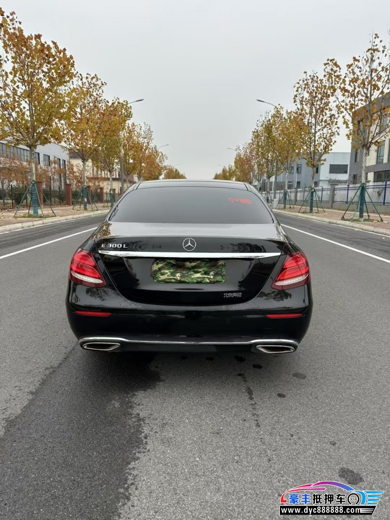 20年奔驰E轿车抵押车出售