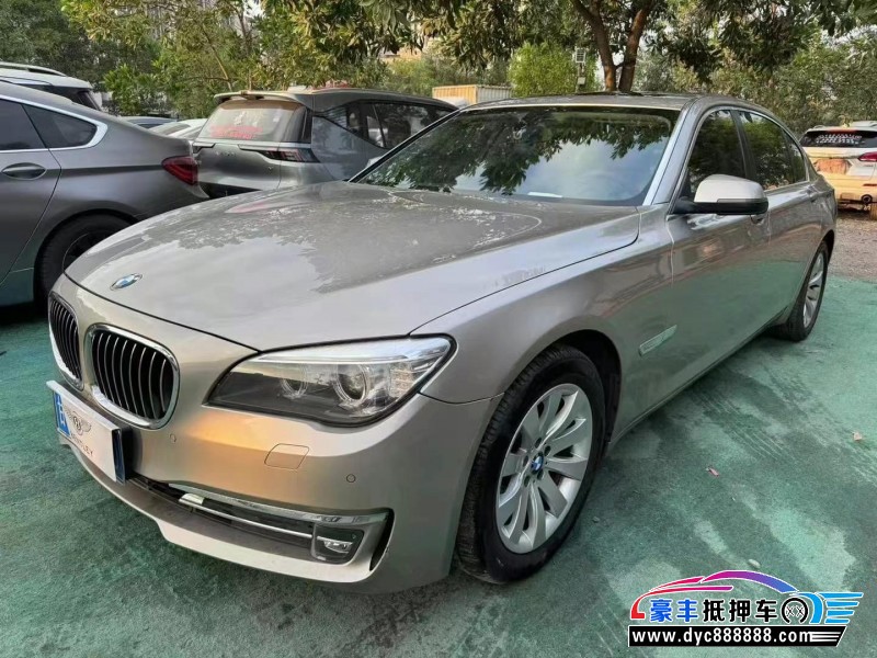 15年宝马7系轿车抵押车出售