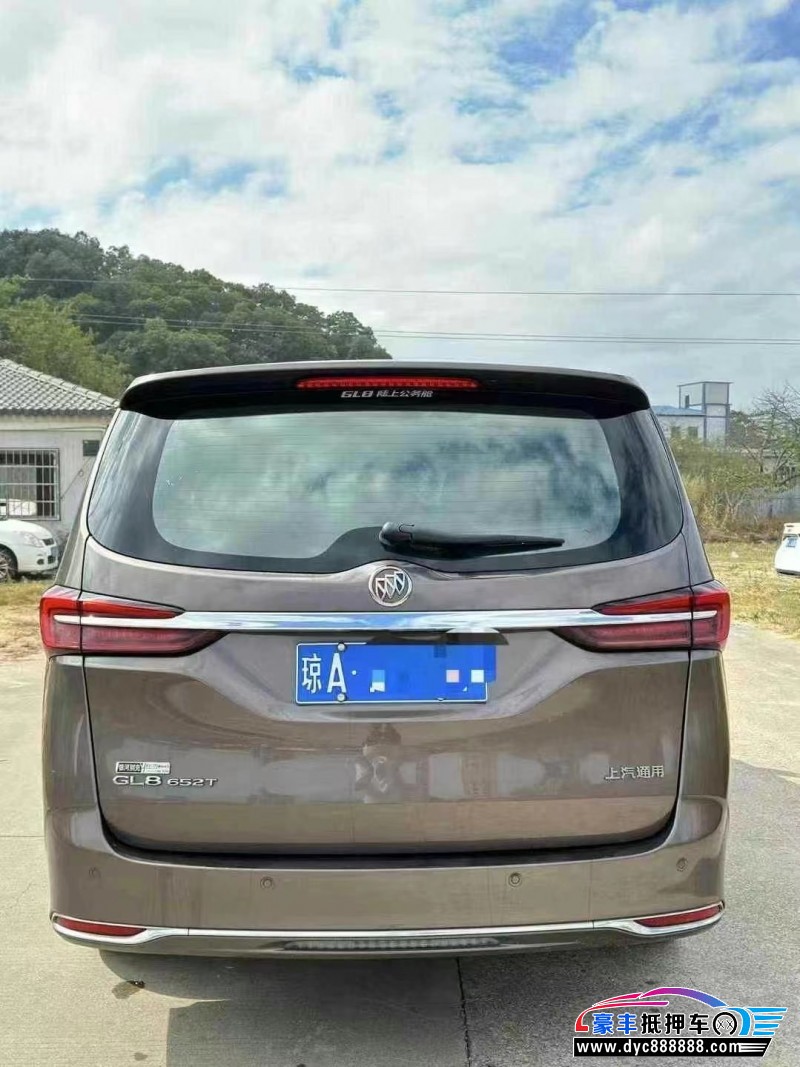 21年别克GL8轿车抵押车出售